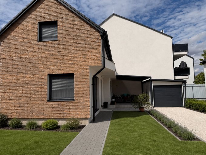 Pal Home referencia – Külső terek és homlokzatok